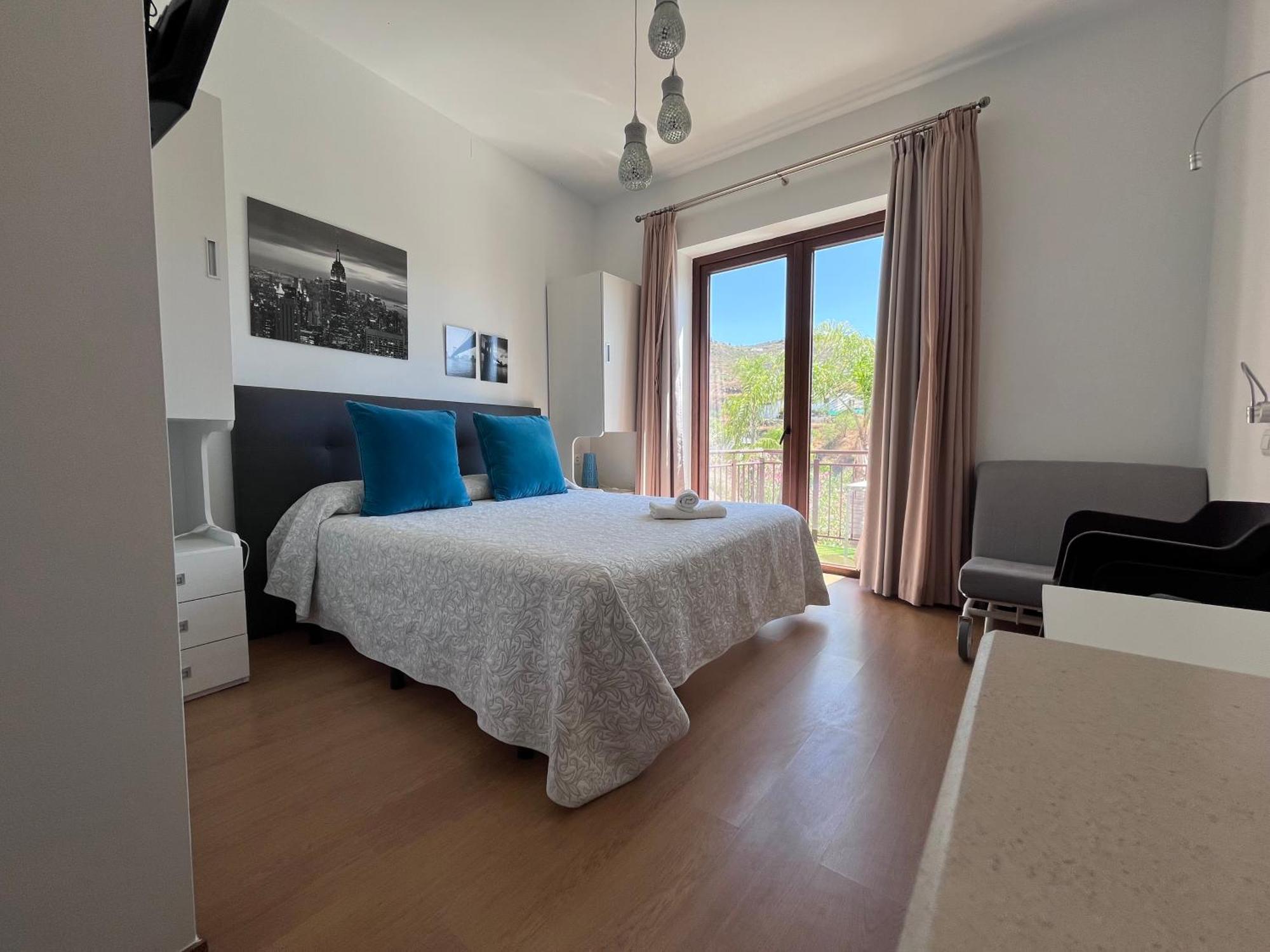 Aparthotel Balcones De Bentomiz Velez Malaga Exterior foto